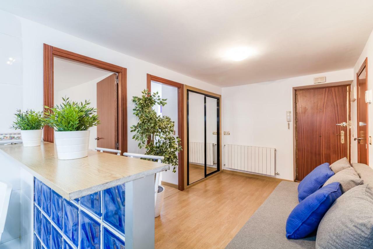 Pyr Select Plaza Eliptica I Apartment Madrid Exterior photo